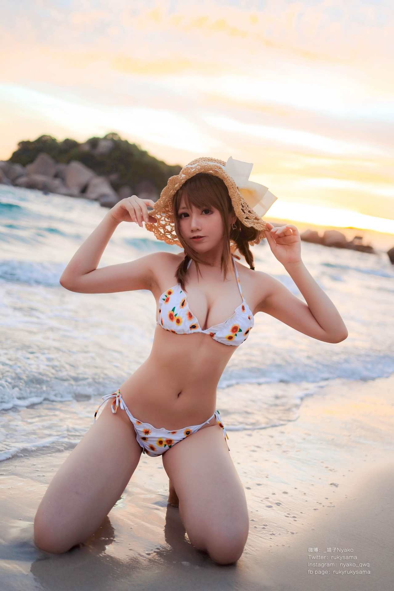 Nyako喵子向日葵比基尼